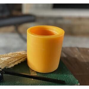 Spiral Light Candle  Saffron and Almond 3X3 Round 20hr Burn -Brand New Small